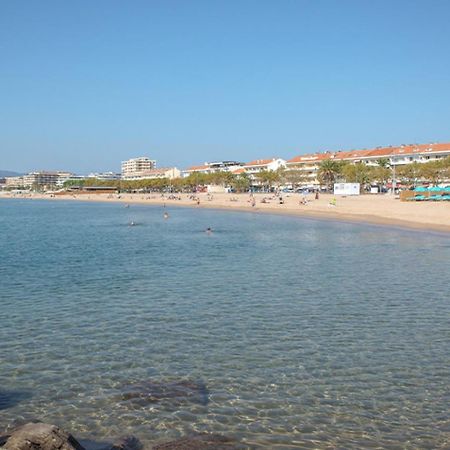 Hotel Sable Et Soleil - Port, Plage Et Jacuzzi Prive Fréjus Zewnętrze zdjęcie
