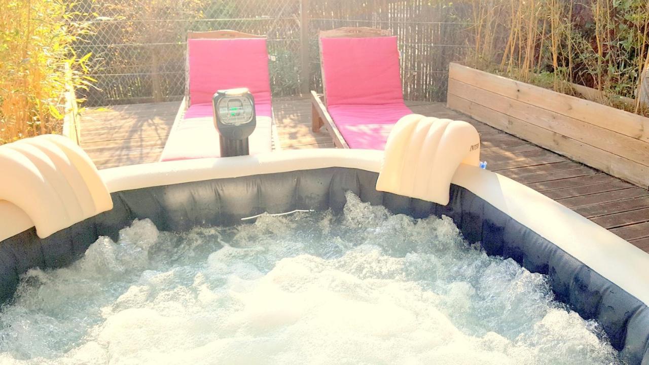 Hotel Sable Et Soleil - Port, Plage Et Jacuzzi Prive Fréjus Zewnętrze zdjęcie