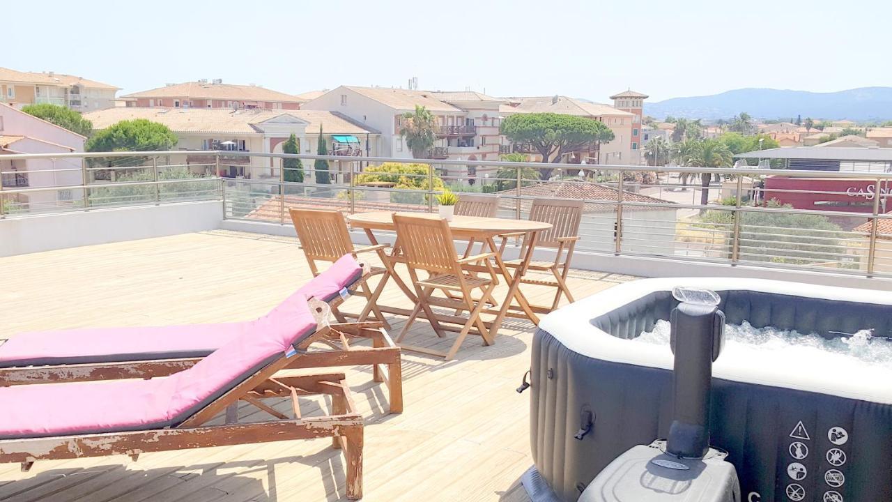Hotel Sable Et Soleil - Port, Plage Et Jacuzzi Prive Fréjus Zewnętrze zdjęcie